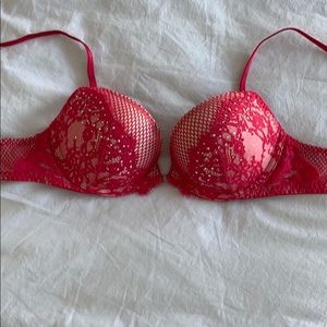 Sexy red lace Very Sexy VS bra